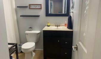 16 Cove St, Barnegat, NJ 08005