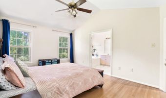 9821 TIFFANY HILL Ct 71, Bethesda, MD 20814