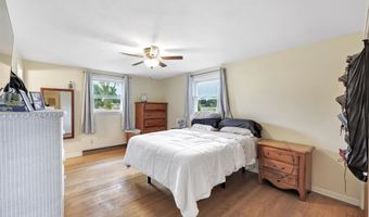 1529 CLARK St, Algoma, WI 54201