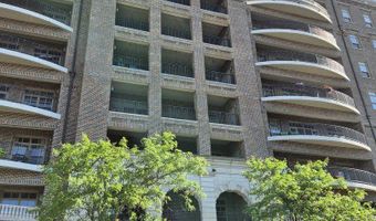 151 W Wing St 301, Arlington Heights, IL 60005