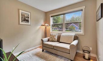 2515 Turnagain Pkwy, Anchorage, AK 99517