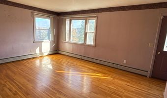 131 Berlin St, Barre, VT 05641