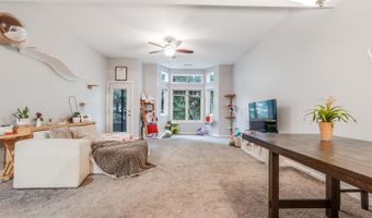 2127 Luann Ln 6, Madison, WI 53713