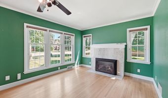 1002 Cedar St, Alexandria, MN 56308