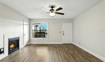 364 NORTHPOINTE Ct 203, Altamonte Springs, FL 32701