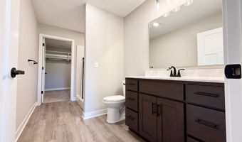 2360 Serenity Ct, Auburn, IN 46706