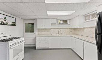 578 Woonasquatucket Ave, North Providence, RI 02911