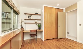 2707 Englave Dr, Ann Arbor, MI 48103