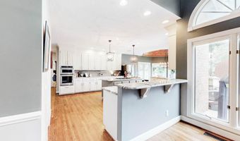 605 Holley Lake Rd, Aiken, SC 29803