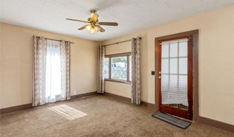 119 S Woodard Ave, Absarokee, MT 59001