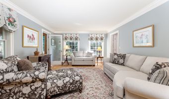 56 Larkspur Ln, Bristol, CT 06010