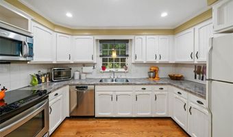 825 Matteson Rd, Coventry, RI 02816