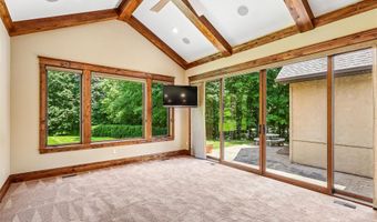 7270 NW 23rd St, Ankeny, IA 50023