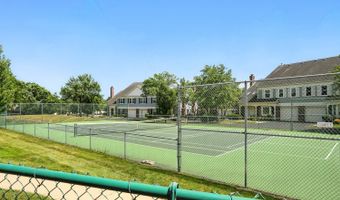 1956 N Silver Lake Rd, Arlington Heights, IL 60004
