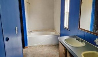 104 Poole Rd, Ahoskie, NC 27910