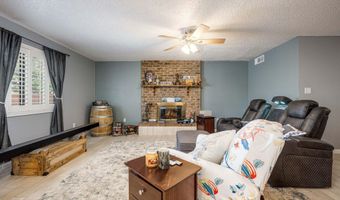 2412 Iowa Ave, Alamogordo, NM 88310
