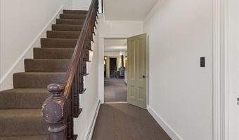 18 Cobb Rd, Belfast, ME 04915