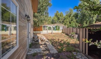 4864 E Mckinnon Dr, Anaheim, CA 92807