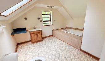 3919 E Bakersfield Rd, Bakersfield, VT 05450