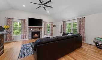 187 Intervale Rd, Canterbury, NH 03224