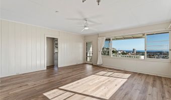 3791 Anuhea St, Honolulu, HI 96816