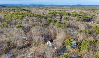 162 Lakeside Oaks Dr, Barrington, NH 03825