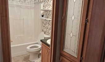 2156 Maxton St, Autryville, NC 28318