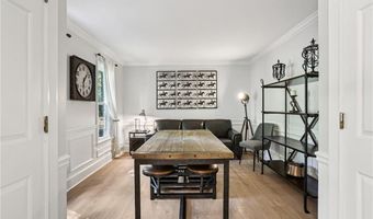 195 Wendy Hill Dr, Alpharetta, GA 30009