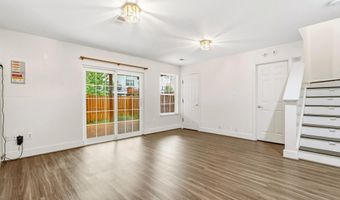 43686 PHELPS Ter, Ashburn, VA 20147