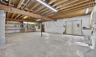 584 S POES Rd, Amissville, VA 20106