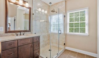 19917 INTERLACHEN Cir, Ashburn, VA 20147