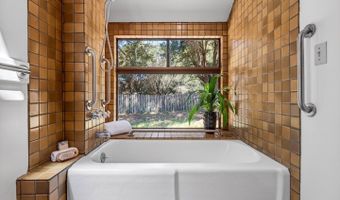 925 Old Farm Ln, Aptos, CA 95003