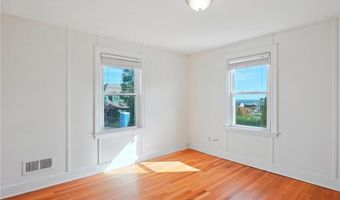 243 Col John Gardner Rd, Narragansett, RI 02882