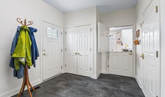 5715 DOUBS Rd, Adamstown, MD 21710