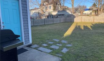 67 Hall Ave, Newport, RI 02840