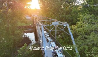 Lawrence 2230, Aurora, MO 65605