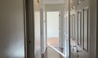 8815 Royal Meadow Dr, Indianapolis, IN 46217