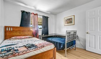 1341 S Pembrooke Ln, Anaheim, CA 92804