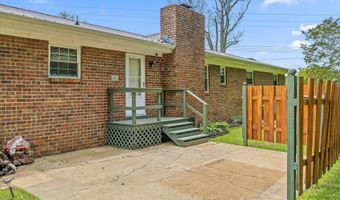 11127 E Brainerd Rd, Apison, TN 37302