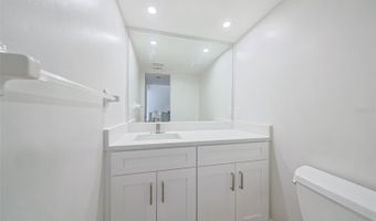 1028 APOLLO BEACH Blvd 2, Apollo Beach, FL 33572