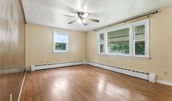 34 Gilbert Ave, Bloomfield, CT 06002