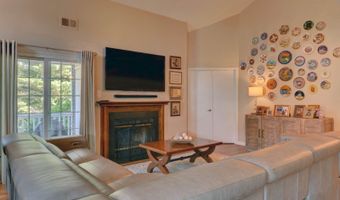 66 Homestead Ln 66, Bayonne, NJ 07035