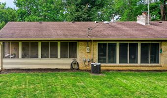 2812 Greenbriar Rd, Anderson, IN 46011