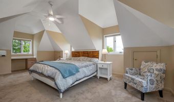 32 Merrill Rd, Campton, NH 03223