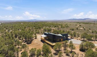 102 Spanish Peaks Rd, Arroyo Hondo, NM 87513