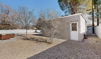 1212 Calle Del Sol NE, Albuquerque, NM 87106