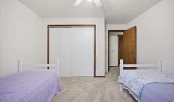 203 W Wagon Wheel Pr NW, Benton City, WA 99320