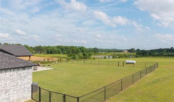 2215 Deepwood Dr, Alma, AR 72921