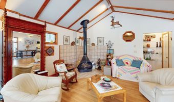 29 Carol St, Danbury, CT 06810
