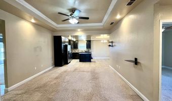 512 Almond Tree Ln, Clovis, NM 88101